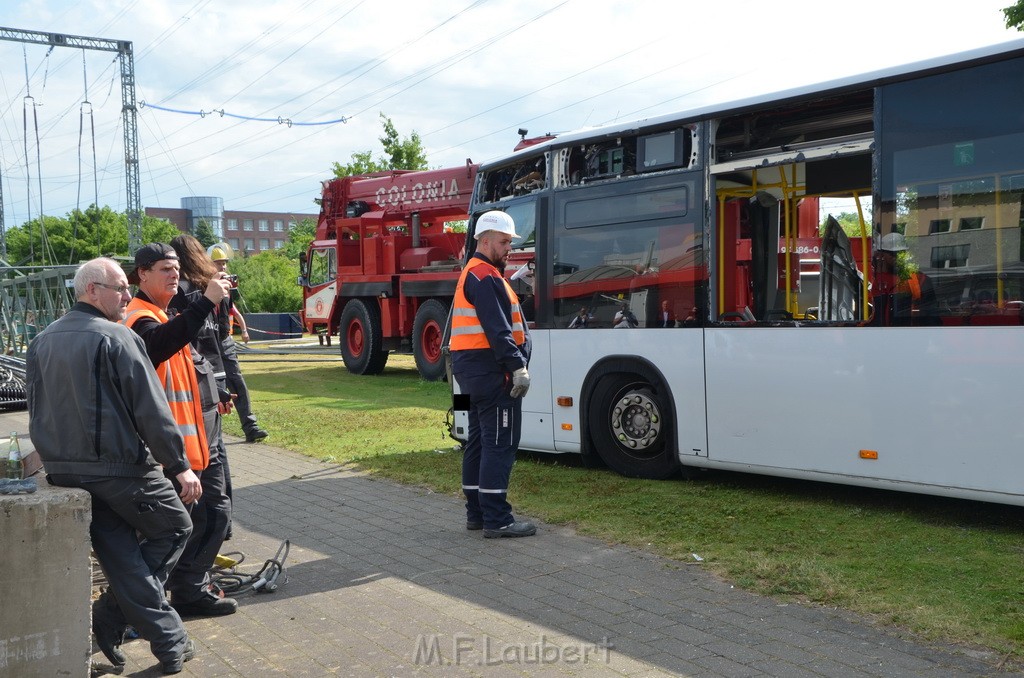 Endgueltige Bergung KVB Bus Koeln Porz P475.JPG - Miklos Laubert